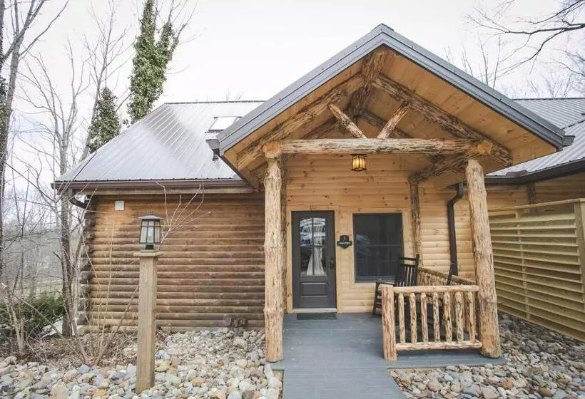 Hotelli Coblentz Country Lodge By Amish Country Lodging