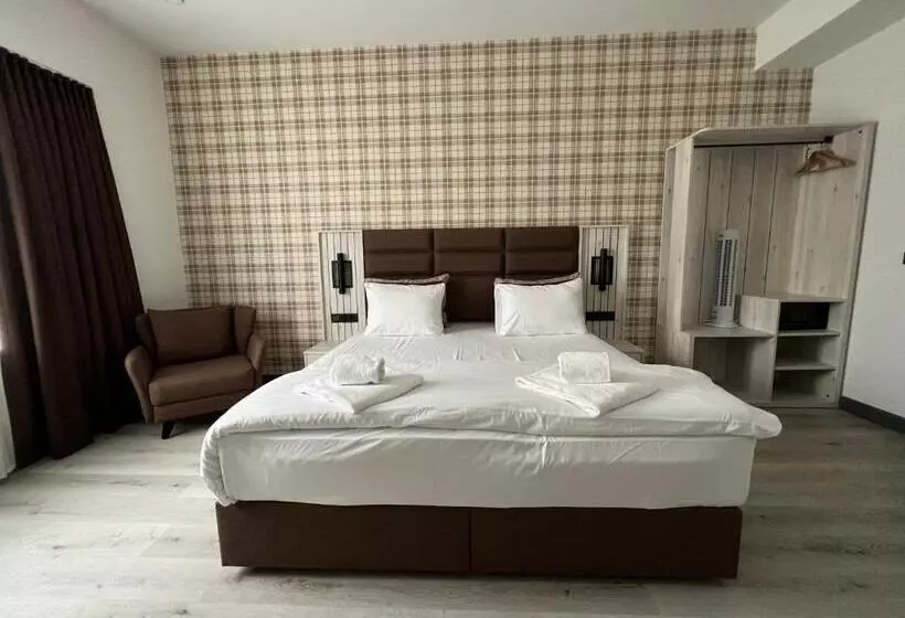 ホテル Innception