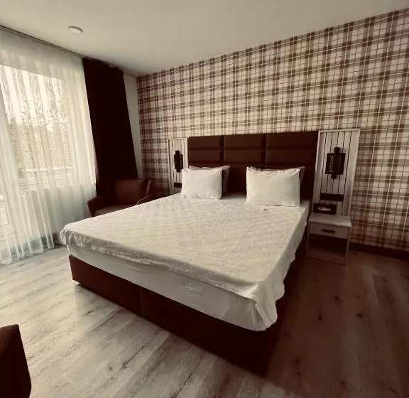 ホテル Innception