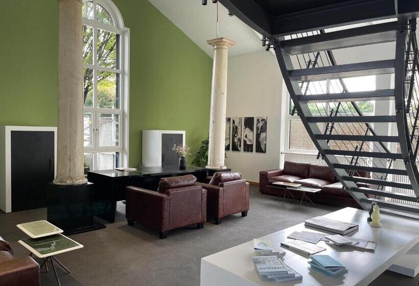 Hotel Matador Lodges