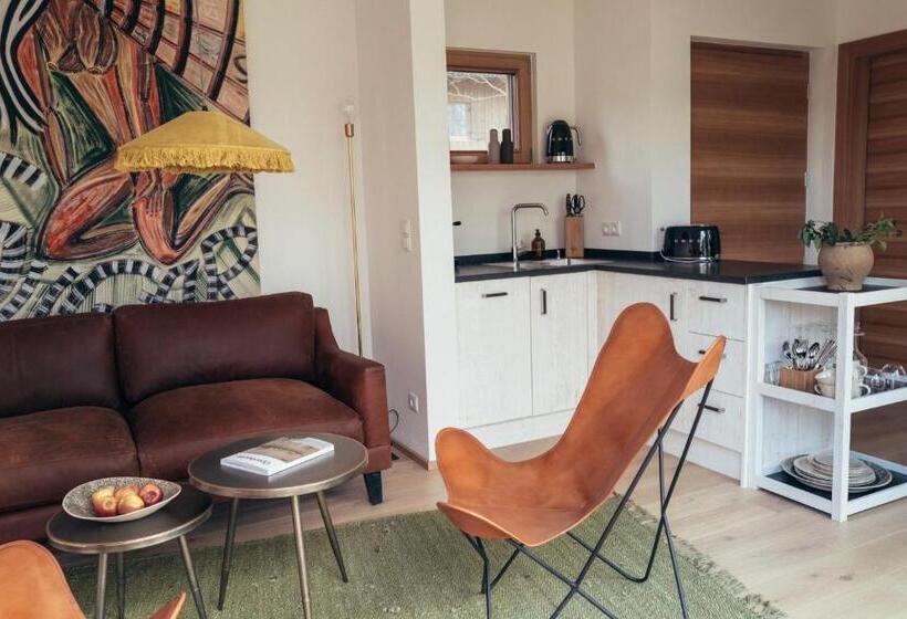 Hotel Matador Lodges