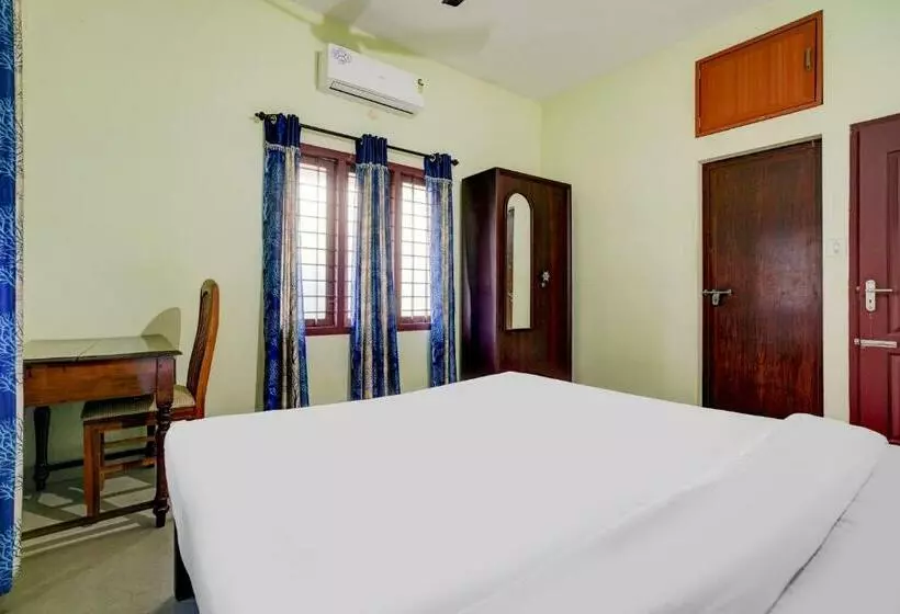هتل Oyo 86248 Shalom Palace