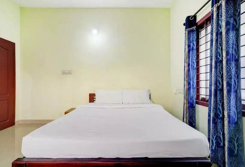 هتل Oyo 86248 Shalom Palace