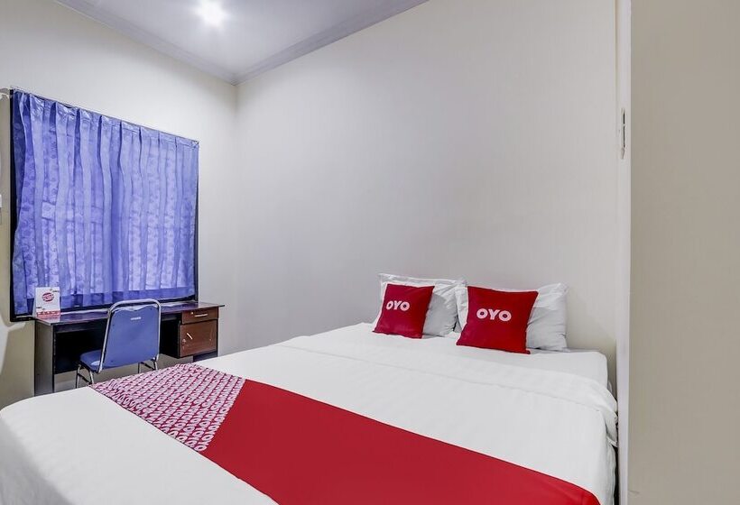 فندق Oyo 90927 Homestay Tentrem 2