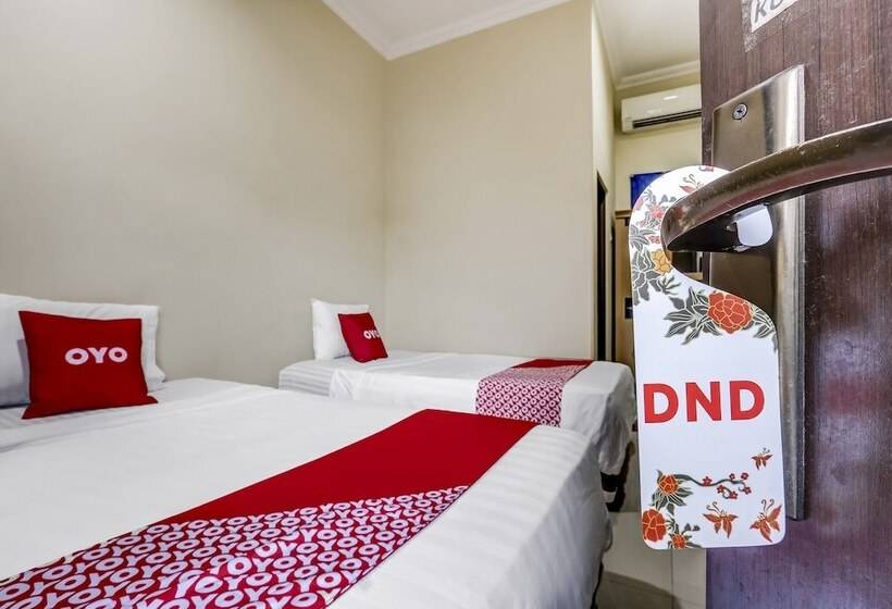 فندق Oyo 90927 Homestay Tentrem 2