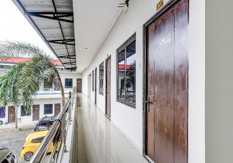 فندق Oyo 90927 Homestay Tentrem 2