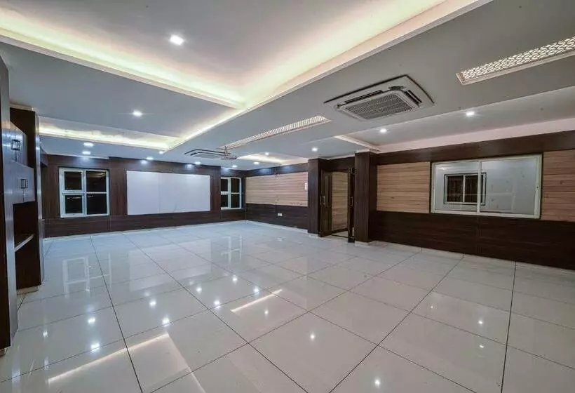 ホテル Shree Annapurana, Kolhapur Panhala Road