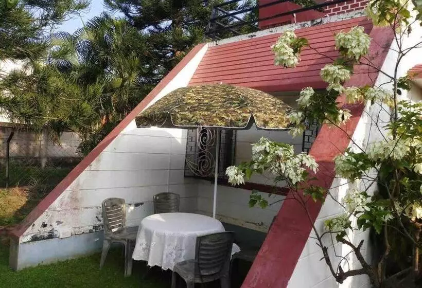 ペンション We Have Wonderful Villa At Shantiniketan