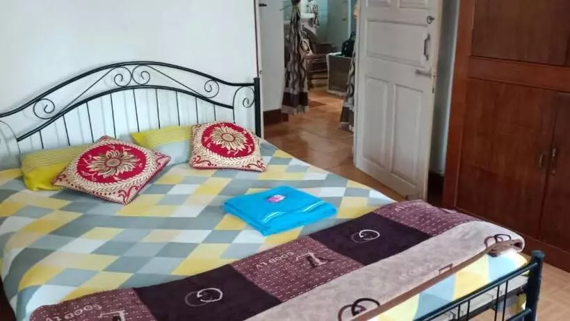 ペンション We Have Wonderful Villa At Shantiniketan