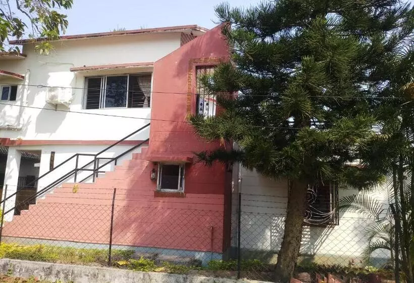 ペンション We Have Wonderful Villa At Shantiniketan