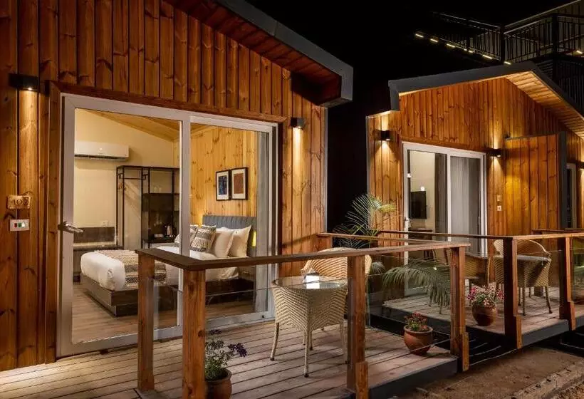 リゾートホテル Justa Rasa Retreat & Spa Rishikesh