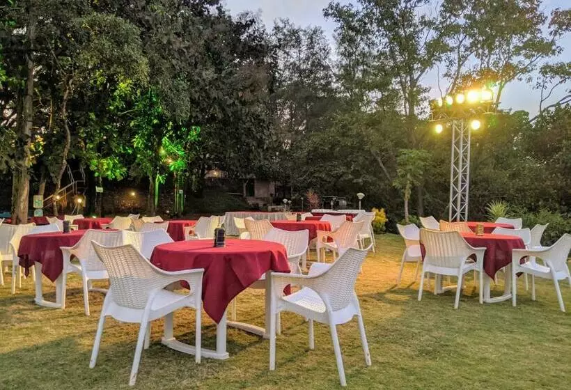 استراحتگاه Shoonya Farm Retreat