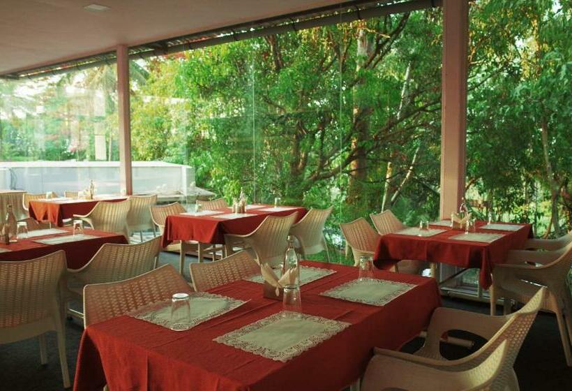 منتجع Shoonya Farm Retreat