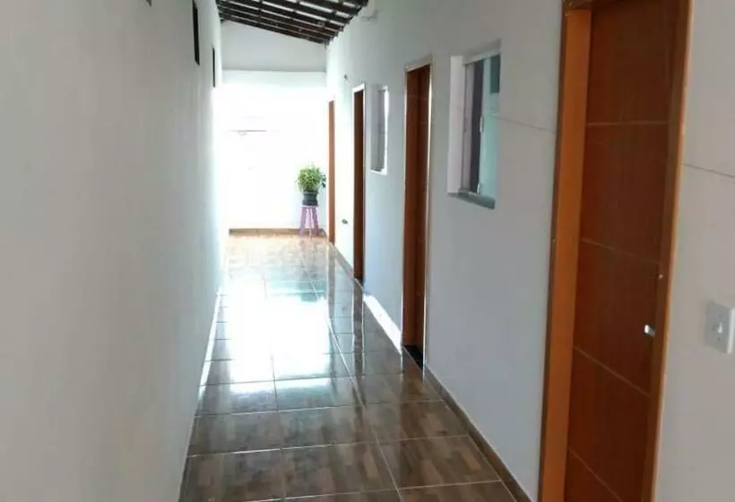 Retkeilymaja Pousada Albarquel