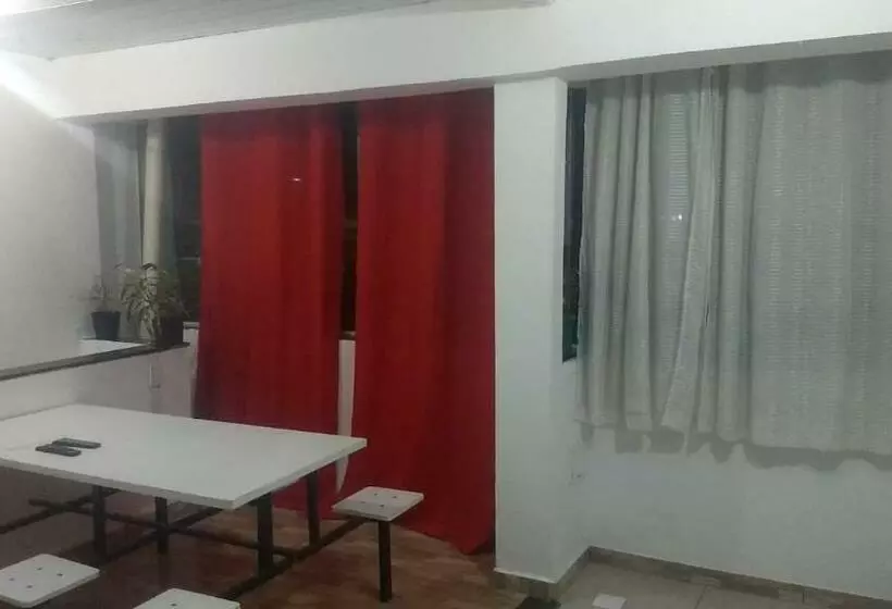 Retkeilymaja Pousada Albarquel