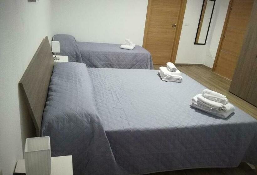 住宿加早餐  Carpentry