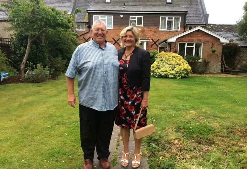 צימר Cowes   The Barn