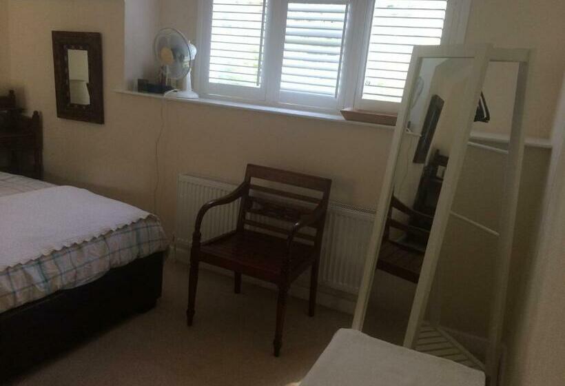 צימר Cowes   The Barn