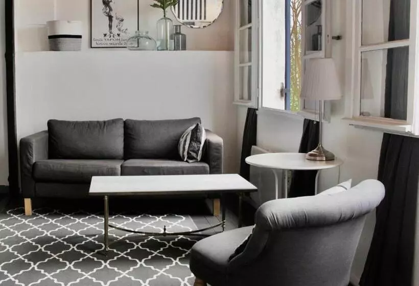 Bed and Breakfast Grange Bleuet