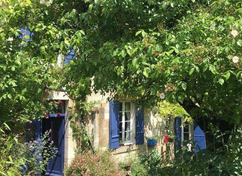 مبيت وإفطار Grange Bleuet