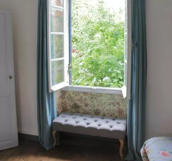 Bed and Breakfast Grange Bleuet