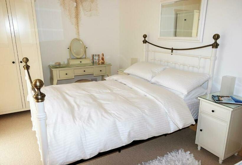 مبيت وإفطار The White House