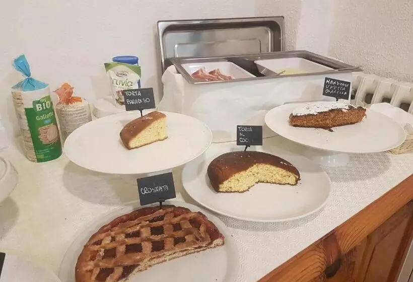 ホテル Albergo Natalina