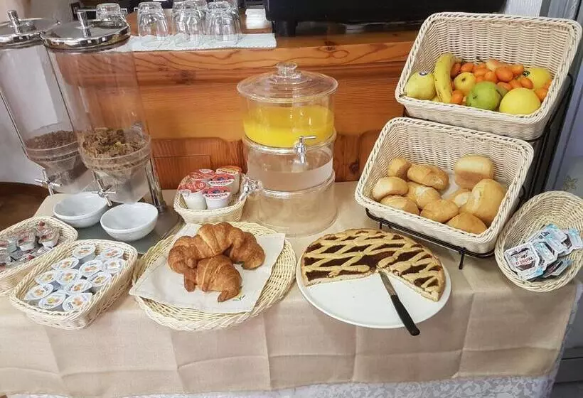 ホテル Albergo Natalina