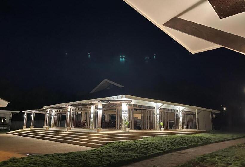 هتل Fig Sunset View Resort