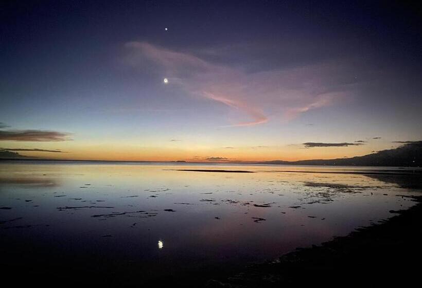 هتل Golden Sunset Inn