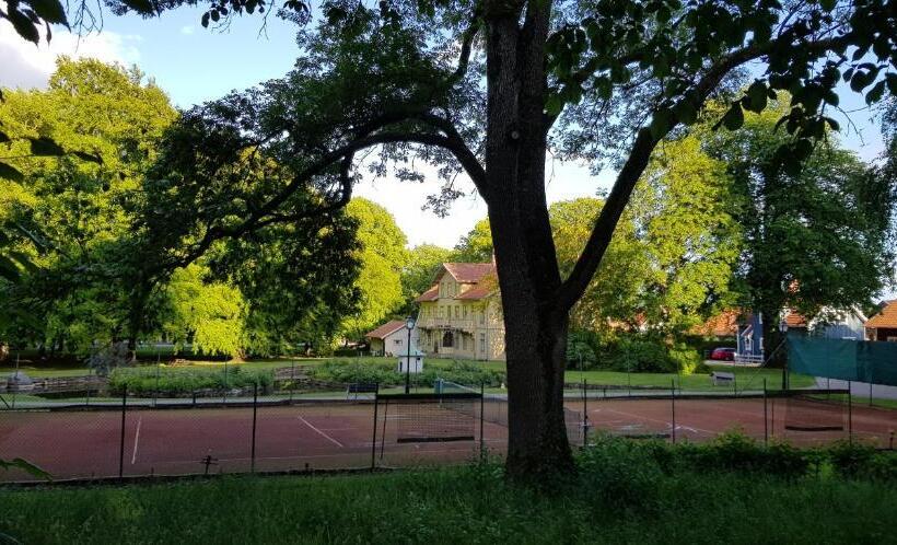 Mössebergs Vandrarhem