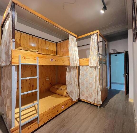 Ninh Binh Central Backpackers Hostel