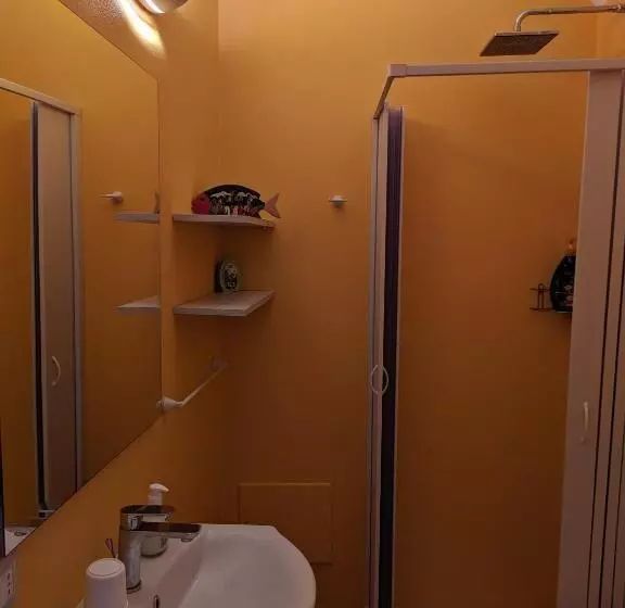 ペンション Green And Orange Rooms