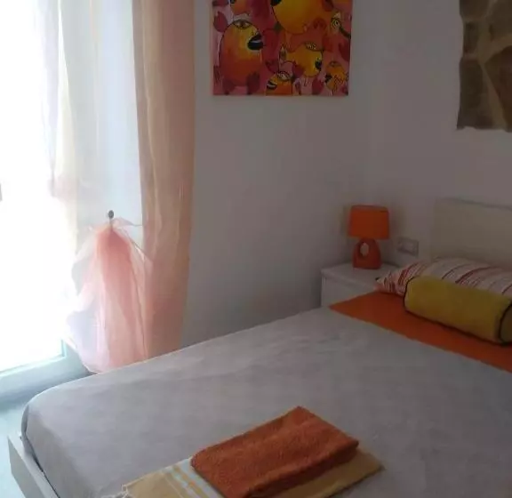 ペンション Green And Orange Rooms