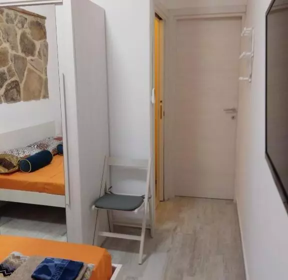 ペンション Green And Orange Rooms