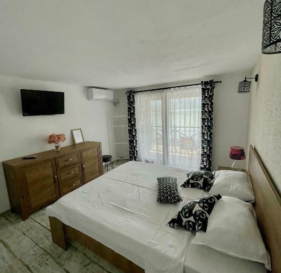 Pensão Mustaciosul Dunarii