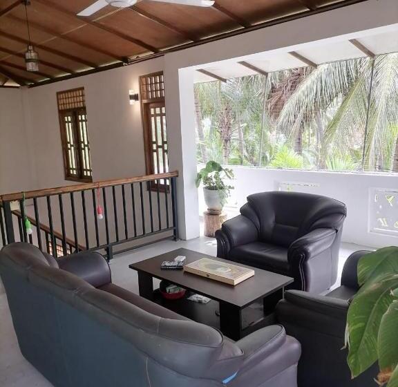 펜션 Pearl Bungalow Trincomalee