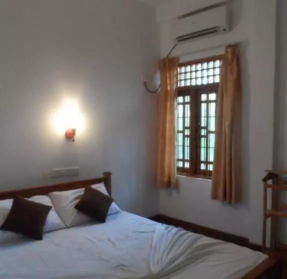 ペンション Pearl Bungalow Trincomalee