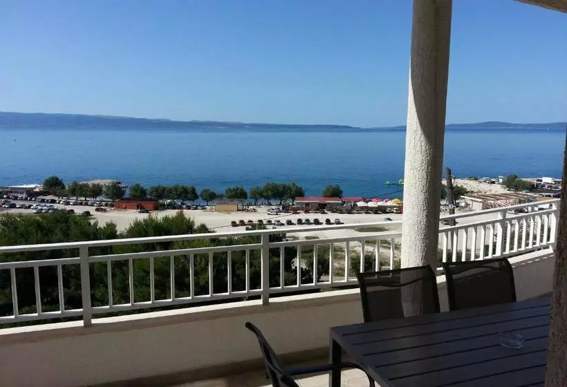 Beachside Apartments Znjan