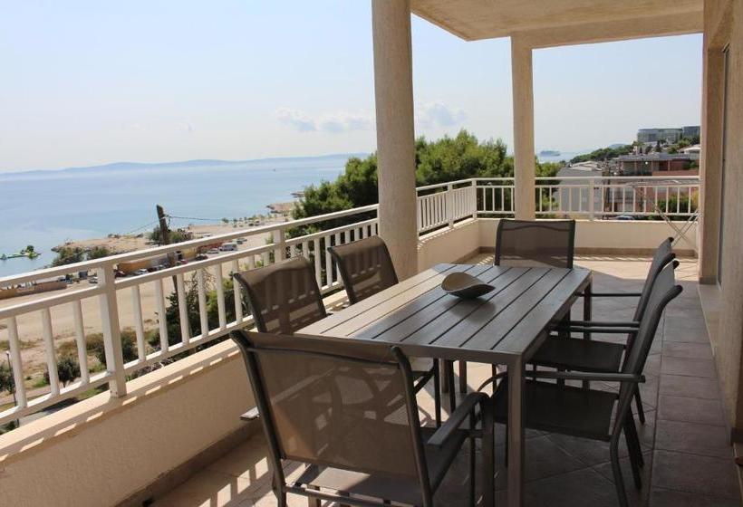 Beachside Apartments Znjan