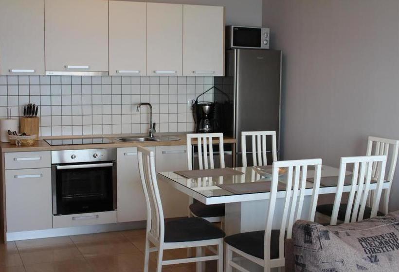 Beachside Apartments Znjan