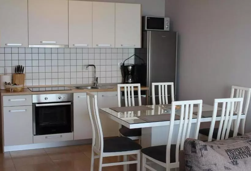 Beachside Apartments Znjan