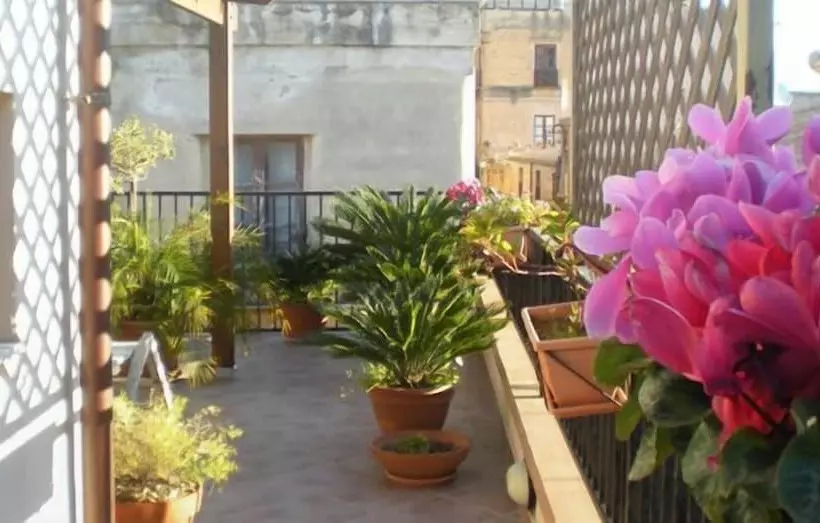 تختخواب و صبحانه Portatenea Atenea Collection