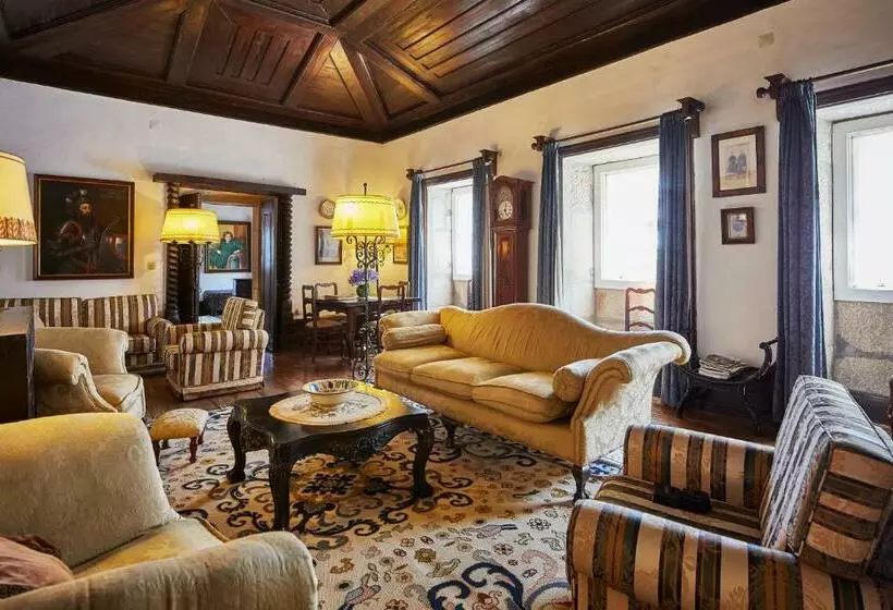 تختخواب و صبحانه Casa De Canedo