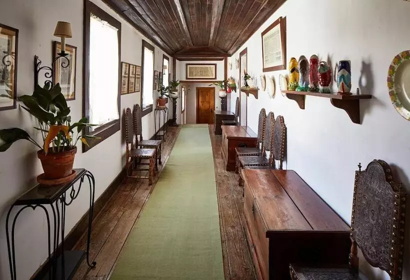 تختخواب و صبحانه Casa De Canedo