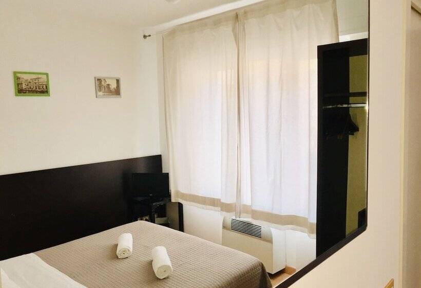 Nocleg ze śniadaniem L'affittacamere Di Venezia