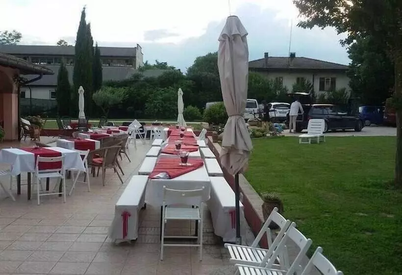 تختخواب و صبحانه Villa Ai Tigli Venezia Guest House