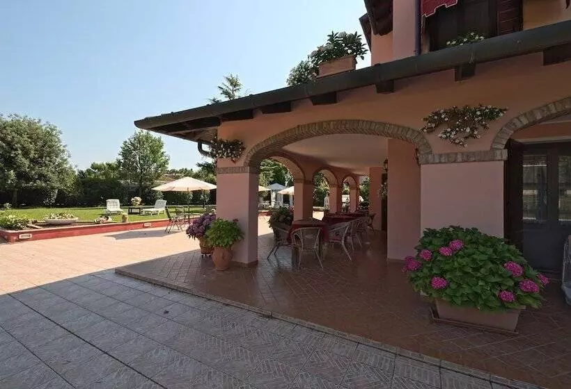 تختخواب و صبحانه Villa Ai Tigli Venezia Guest House