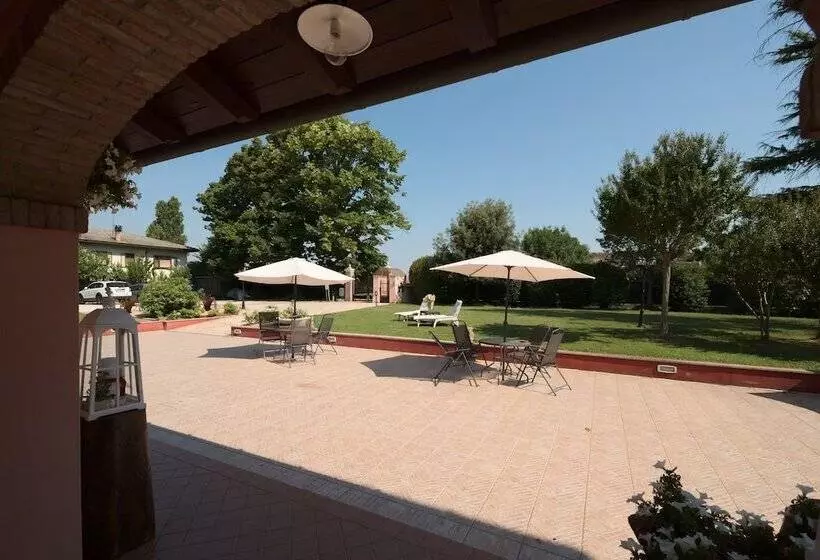 تختخواب و صبحانه Villa Ai Tigli Venezia Guest House
