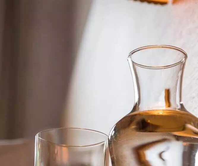 Отель Azalea Park